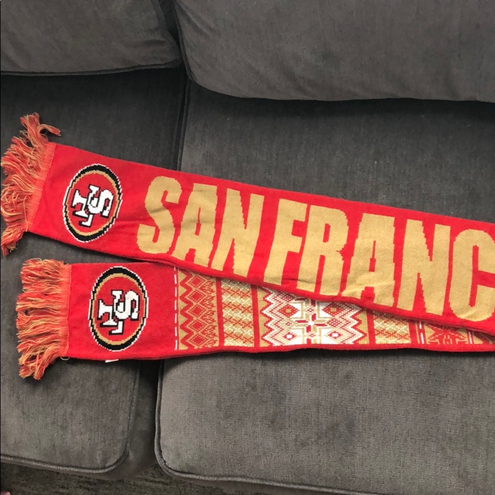 San Francisco 49er scarf